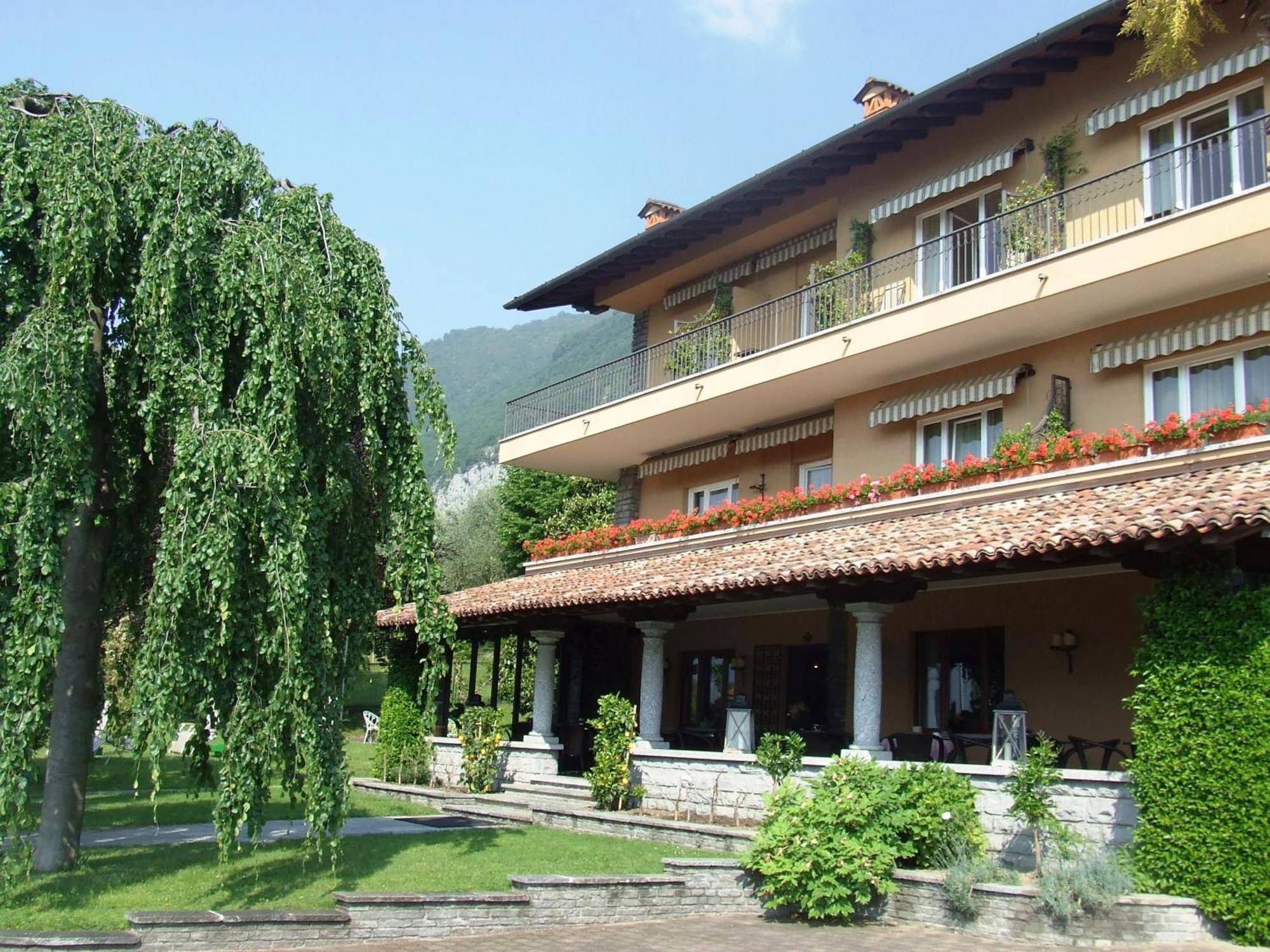 Albergo Villa Edy Tremezzo Exterior foto